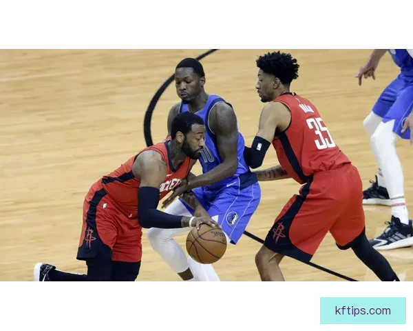 东契奇腿筋拉伤背后责任雷迪克应担主力过度使用他成雷伯杜式悲剧