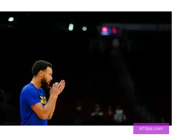 库里冲刺附加赛两连胜 曾以为十天复出未考虑赛季报销